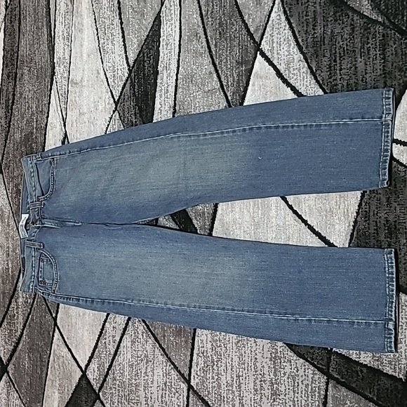 SIGNATURE LEVI STRAUSS & CO. REGULAR DENIM JEAN - Picture 3 of 12